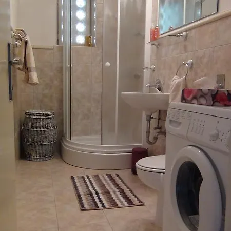 Nada Apartament *